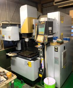 中古ワイヤーカット放電加工機 2006年式 ATC付き