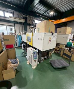 FANUC S-2000i 100A 100 ton injection molding machine 2004